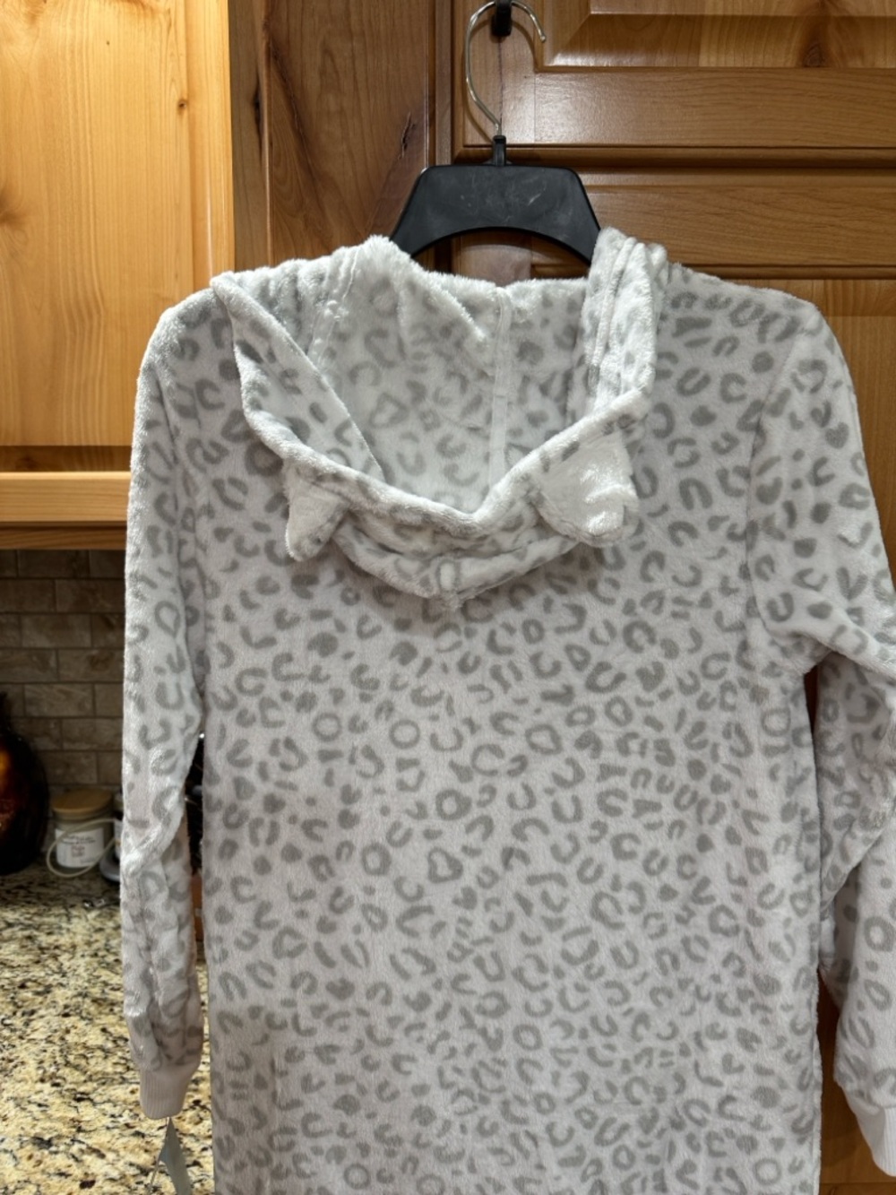 Cozy Leopard Print Hooded Jumpsuit | Youth XL (Fits Women’s S) NWT - Picture 3 of 5